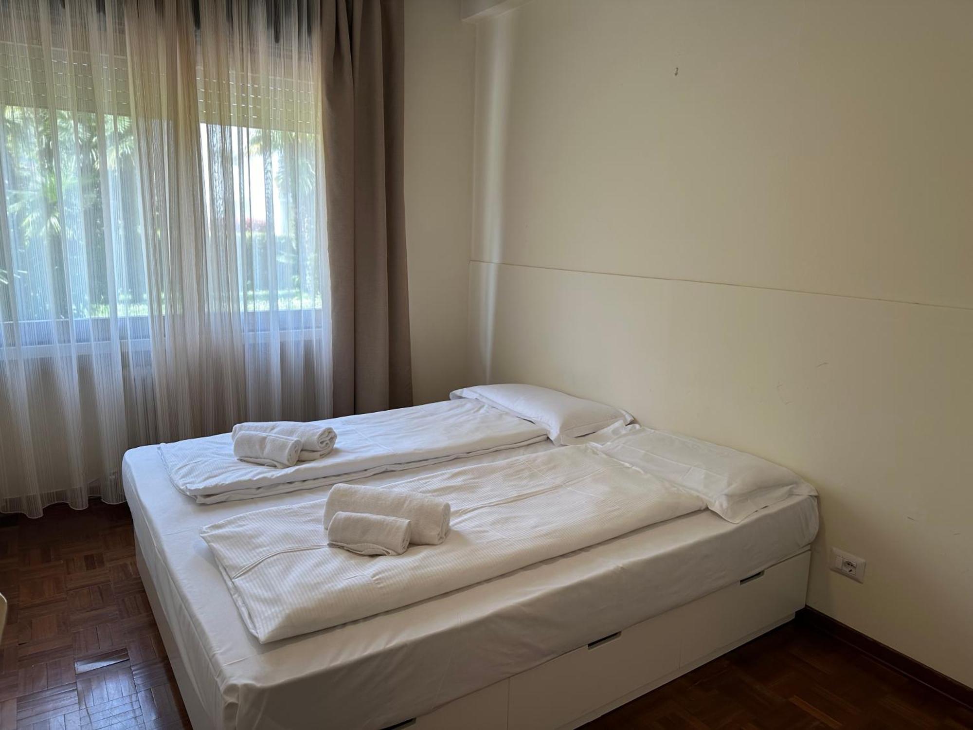 Residence Monica Riva del Garda Cameră foto
